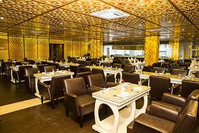 Hotel Benzz Park Vellore