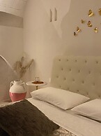 Nenetta Rooms
