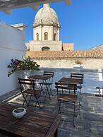 Nenetta Rooms