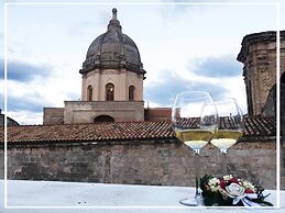 Nenetta Rooms