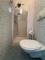 Nenetta Rooms