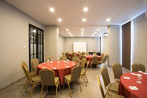 Maple Hotel Jakarta