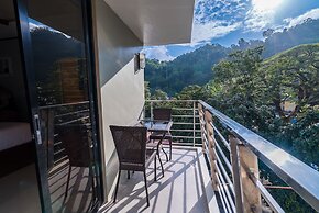 Coral Cliff Hotel