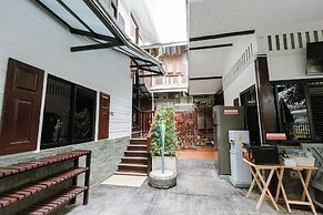 Diff Hostel