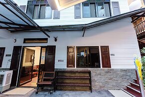 Diff Hostel