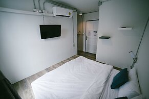 Diff Hostel