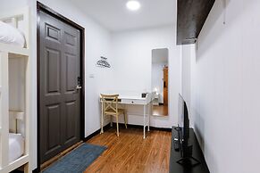Diff Hostel