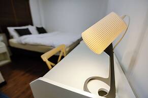 Diff Hostel