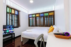 Diff Hostel
