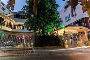 Diff Hostel
