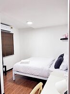 Diff Hostel