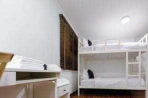 Diff Hostel