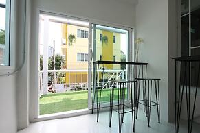 Diff Hostel