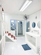 Diff Hostel