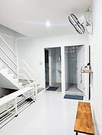 Diff Hostel
