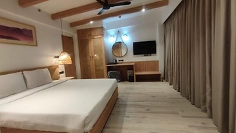 Residency Lake Resort and Spa