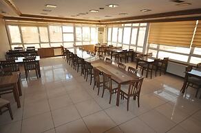Hotel Altinnal