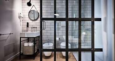 Teku Boutique Hotel