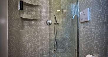 Teku Boutique Hotel