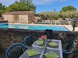 Hotel L'escarbille