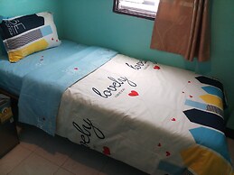 Kata S.T. House