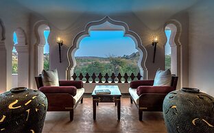Evolve Back, Hampi