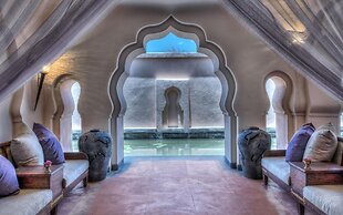 Evolve Back, Hampi