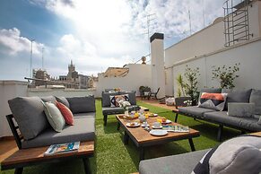 SingularStays Mar44
