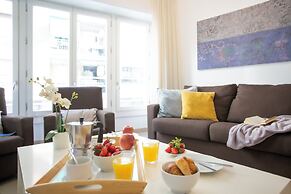 SingularStays Mar44