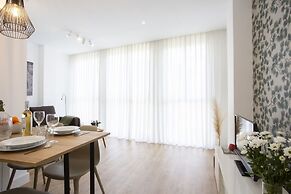 SingularStays Mar44