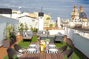 SingularStays Mar44