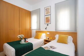 SingularStays Mar44