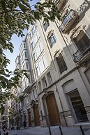 SingularStays Mar44