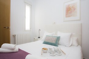 SingularStays Mar44