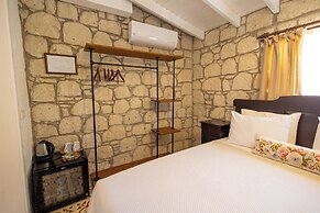 Kupina Otel