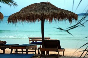 White Beach Bungalows