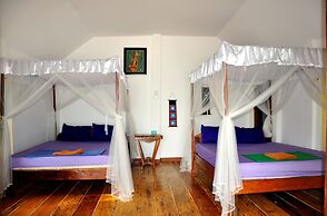 White Beach Bungalows