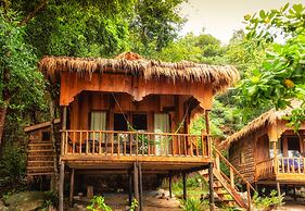 White Beach Bungalows
