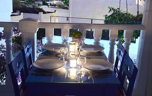 Ayisigi Hotel