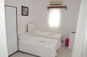 Ayisigi Hotel