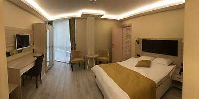 Gold Mina Hotel