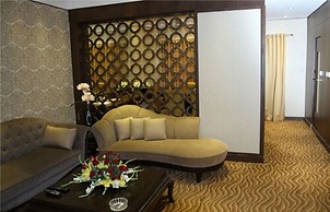 Hotel Centre Point