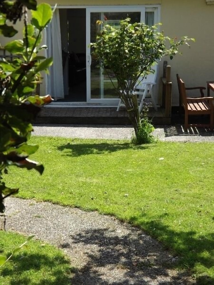 Cherry Tree Lodge