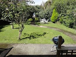 Cherry Tree Lodge