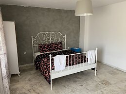 Yali Butik Pansiyon