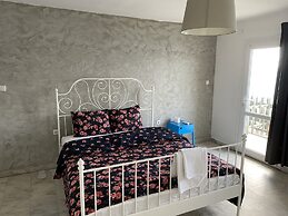 Yali Butik Pansiyon