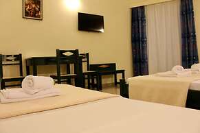 Adonis Hotel