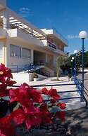 Adonis Hotel