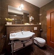 Priska Heritage Rooms