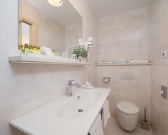 Priska Heritage Rooms
